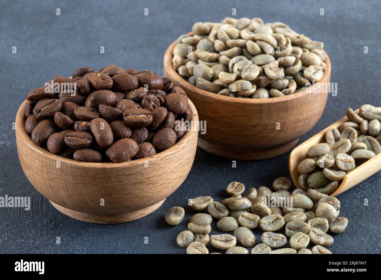 Green beans dark background hi-res stock photography and images - Alamy