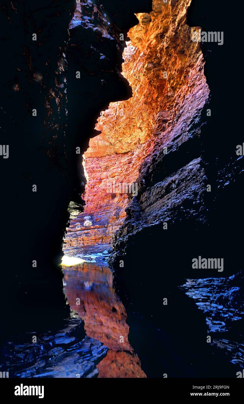 Fissure inside Hamersley Gorge, Pilbara, Northwest Australia Stock Photo