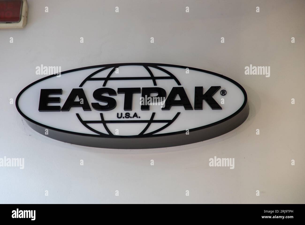 Eastpak boutique cheap