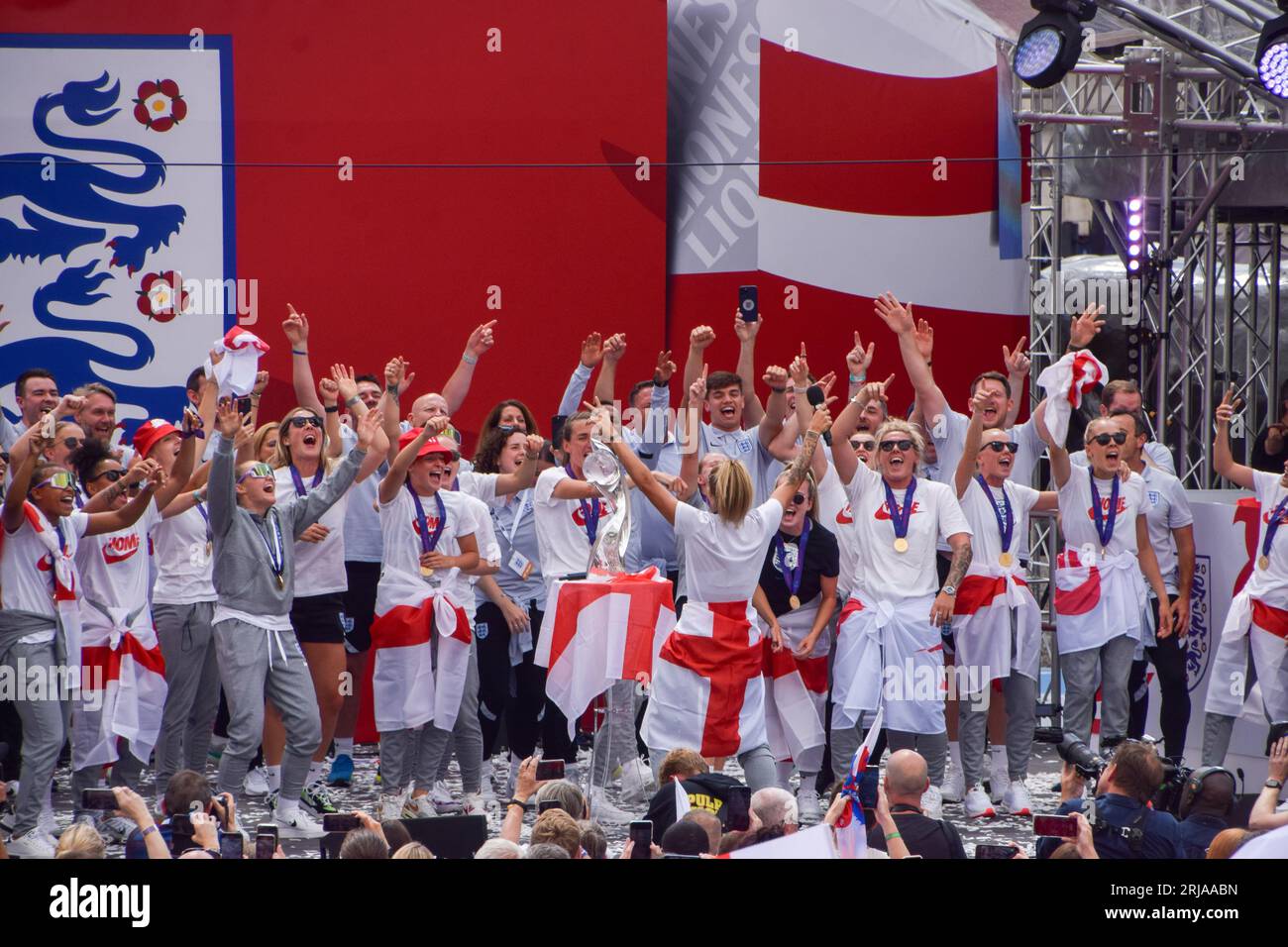 London, UK. 1st August 2022. The Lionesses celebrate on stage. Thousands of people gathered in Trafalgar Square to celebrate the England team - the Lionesses -  winning Women's Euro 2022 football tournament. Stock Photo
