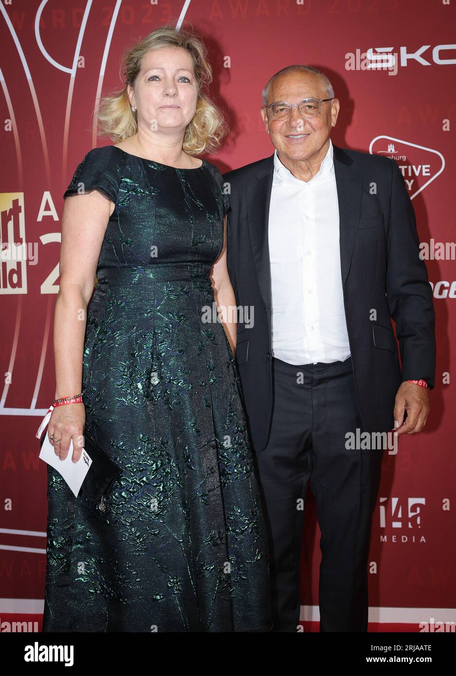 Elegantes Felix Magath Ehefrau Bild