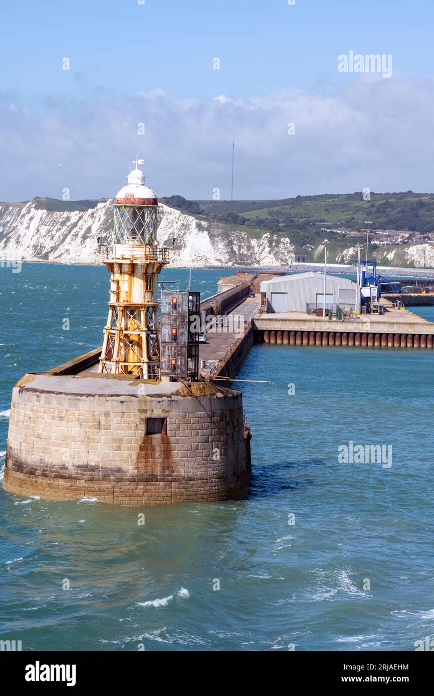 Lighthouse at the entrance to Dover Harbour, Dover, Kent, England, UK. Stock Photo
