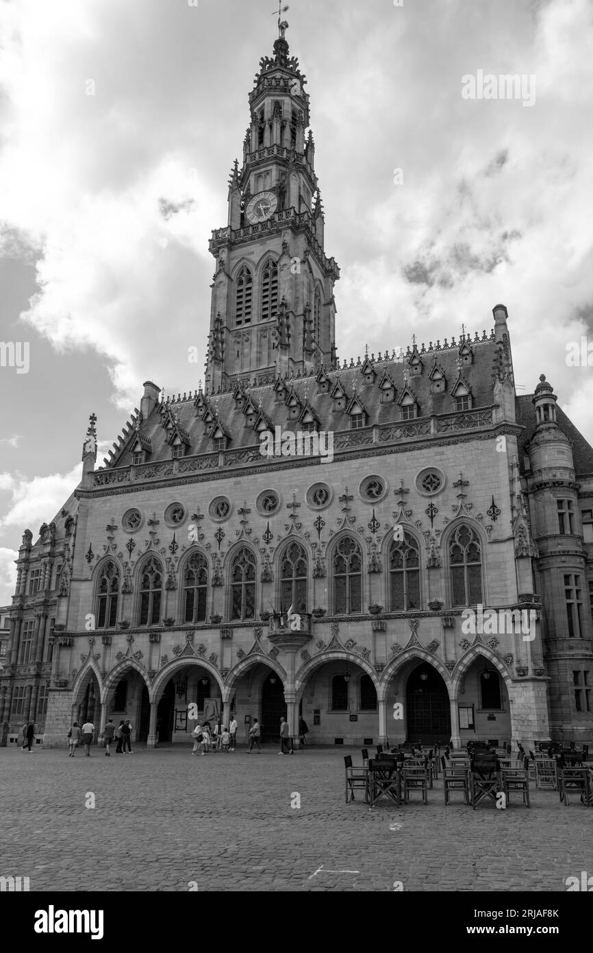 Photo Vintage Arras – Le Beffroi – Studio Francourt – Format 30x40 Cm