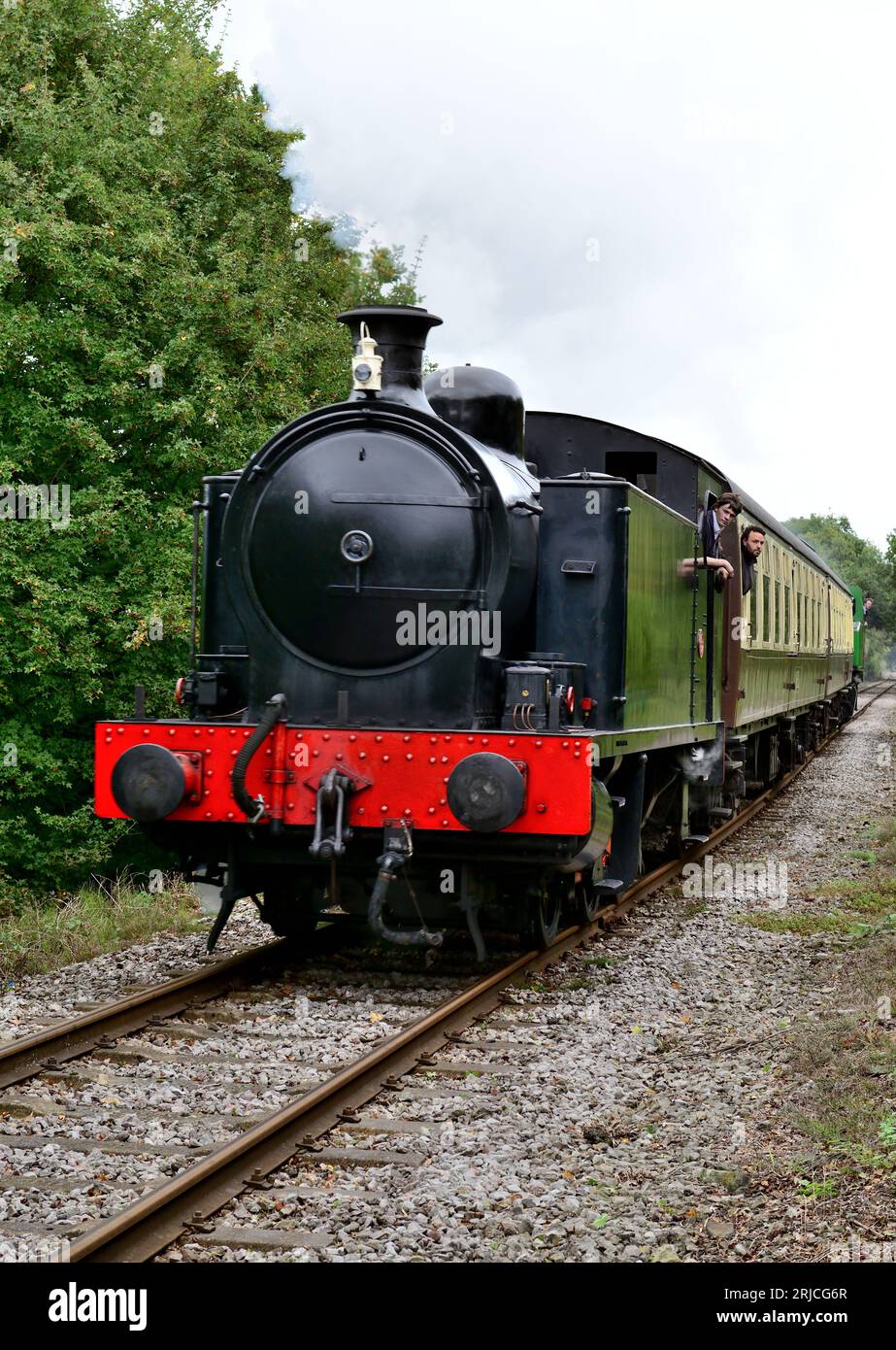 RSH No 7151 approaching Bitton station on the Avon Valley Railway, South Gloucestershire. Stock Photo