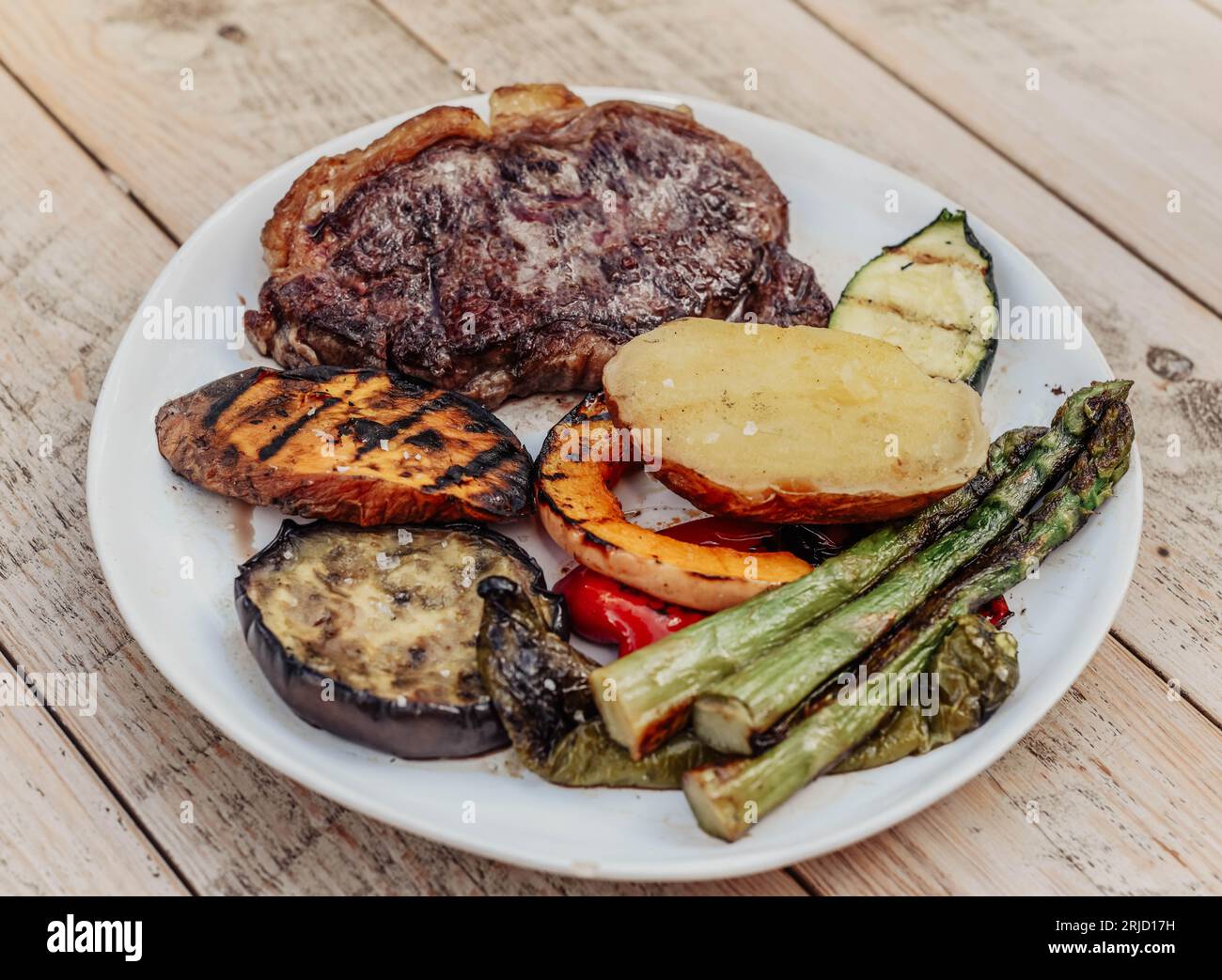 Matured beef entrecote with grilled vegetables Stock Photo Alamy