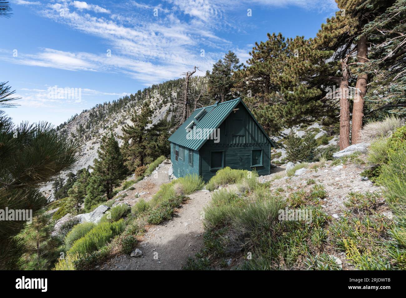 Mt. Baldy, California, USA - August 15, 2023:  The historic San Antonio Ski Hut on the trail to Mt Baldy Peak in the San Gabriel Mountains near Los An Stock Photo