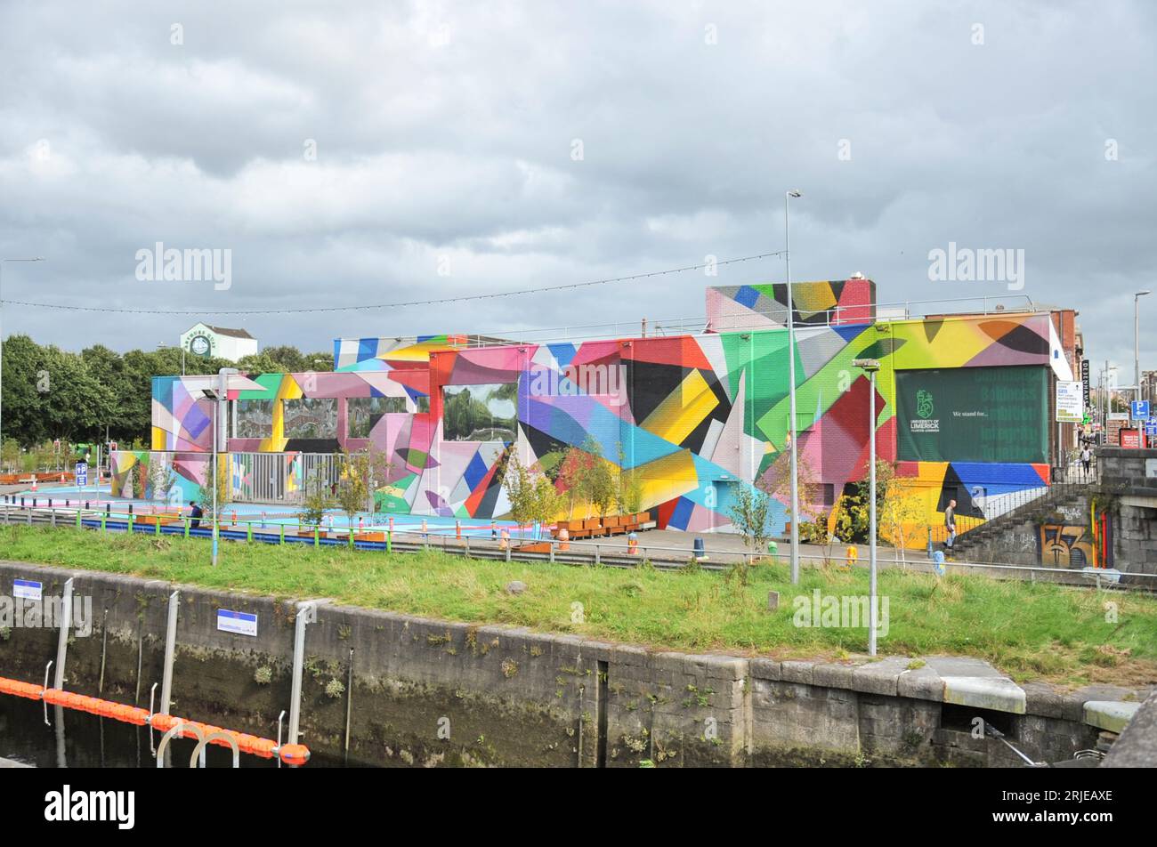 Controversial shop site purchased by University of Limerick, the old