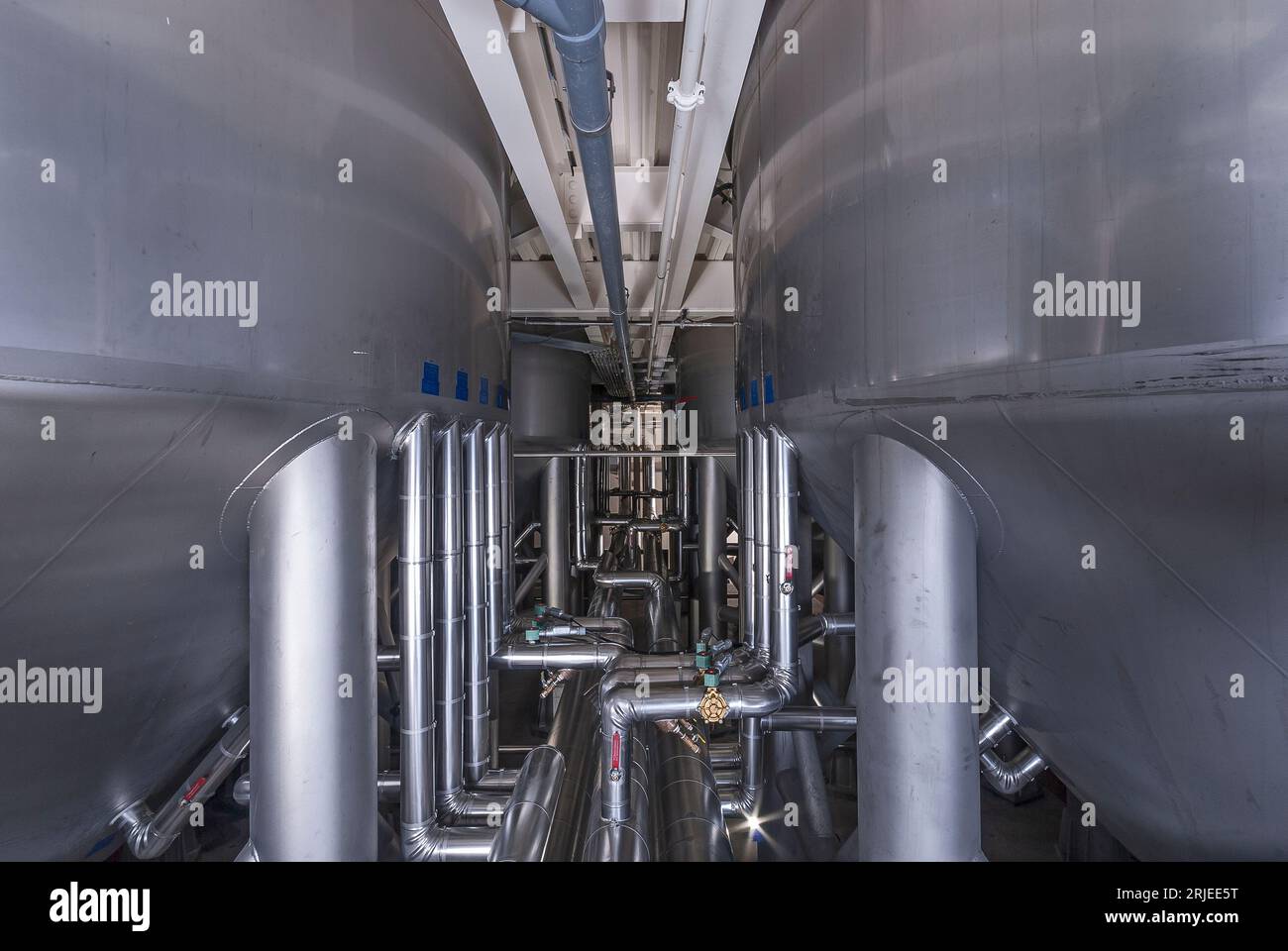 Piping, tubing, and vats in a commercial beer brewery Stock Photo Alamy
