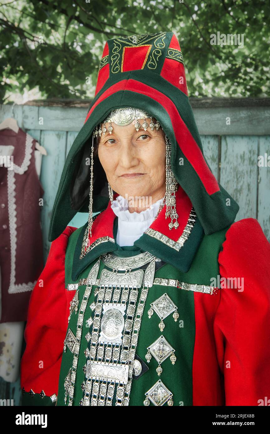 Kolomna, Russia, 12 June 2022. Celebration of the Day of Russia. Yakut elderly woman in national costume. An elderly Yakut woman demonstrating nationa Stock Photo