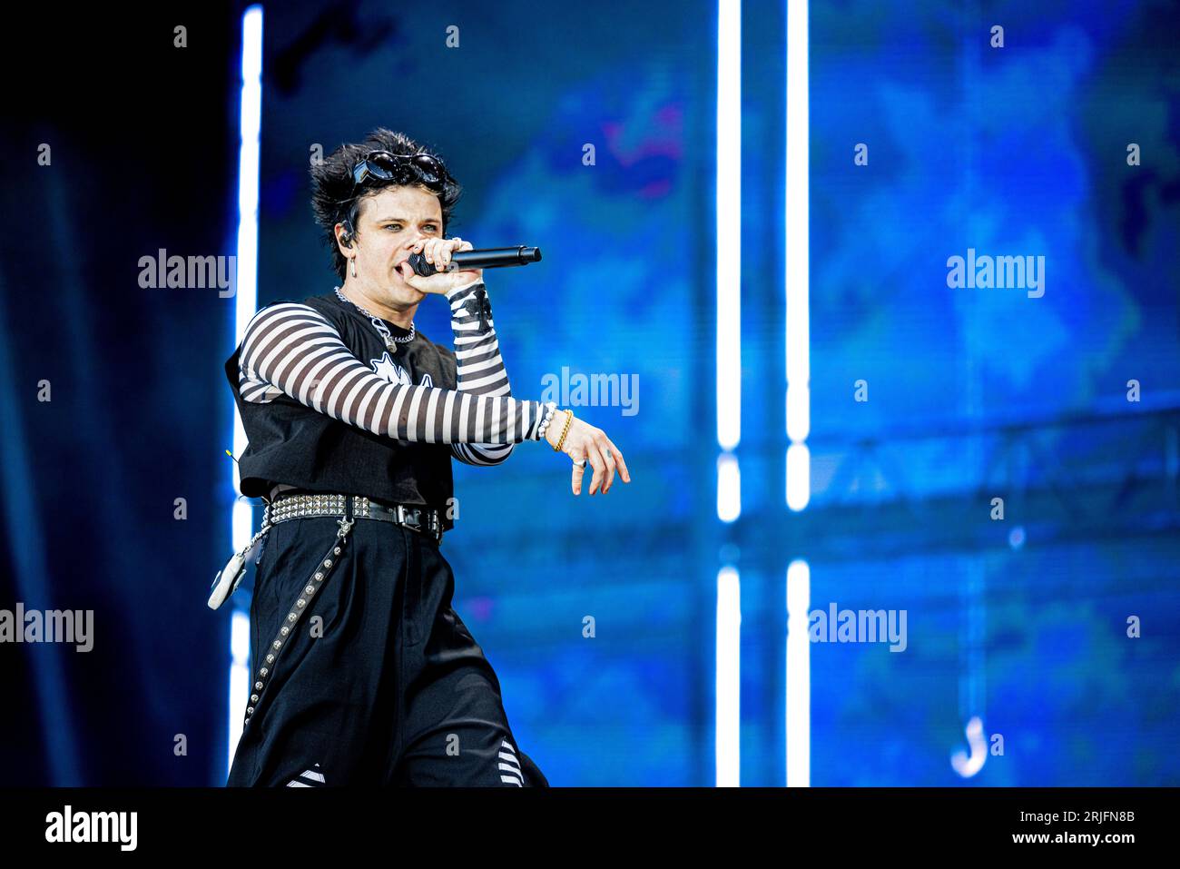 Hungary 11 August 2023 Yungblud live at Sziget Festival in Budapest © Andrea Ripamonti / Alamy Stock Photo