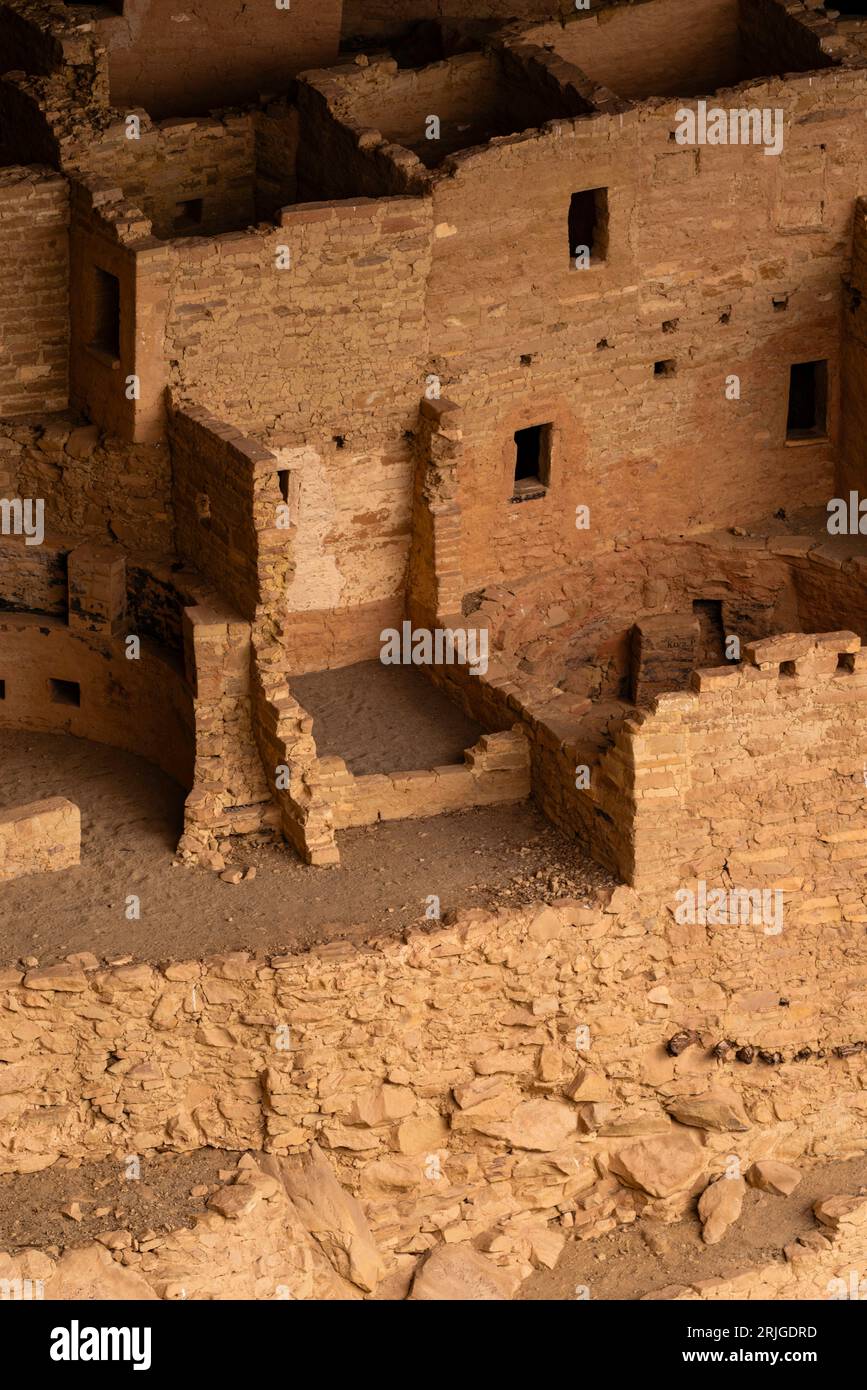 Cliff Palace in alcove at Chapin Mesa, view from Cliff Palace Overlook, Mesa Verde National Park, Colorado, USA Stock Photo