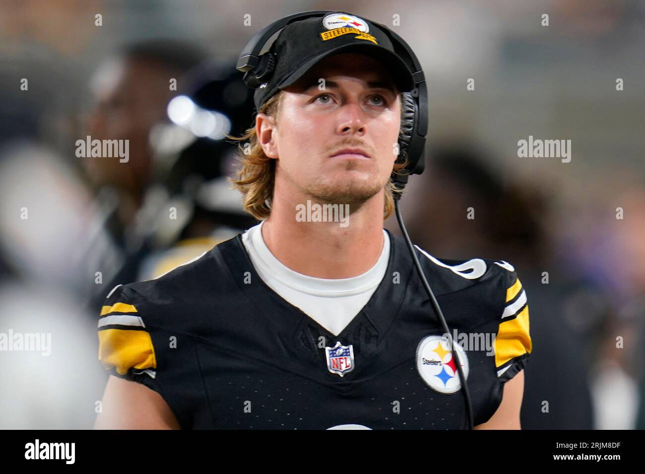 Pittsburgh Steelers quarterback Kenny Pickett (8) walks the