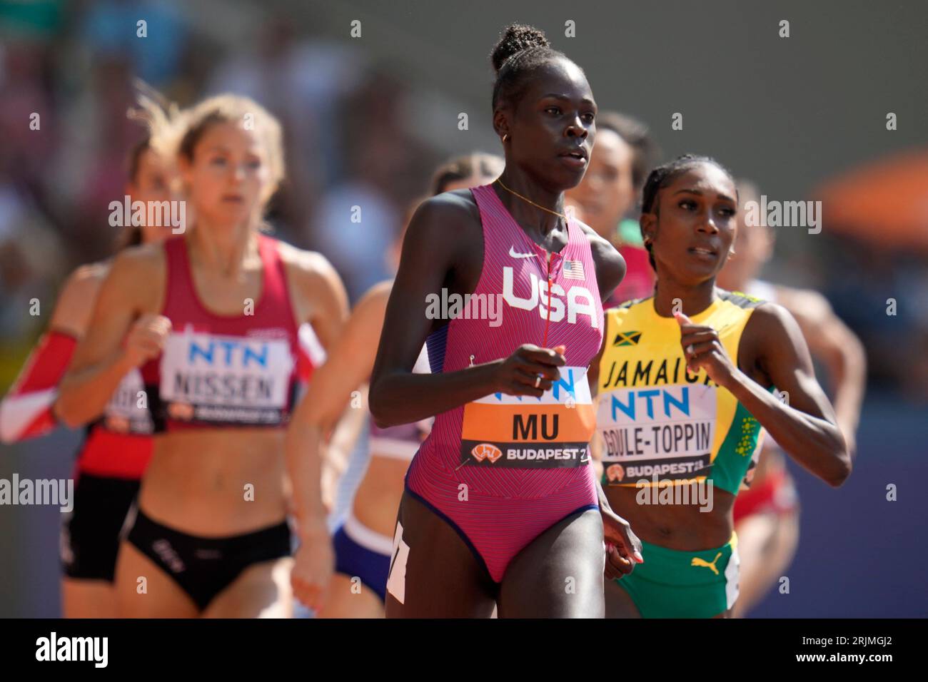 Athing Mu, of the United States, compete in the women's 800meter heat