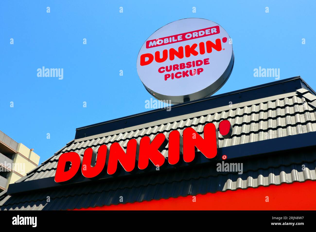 Los Angeles, California DUNKIN' DONUTS American multinational donut