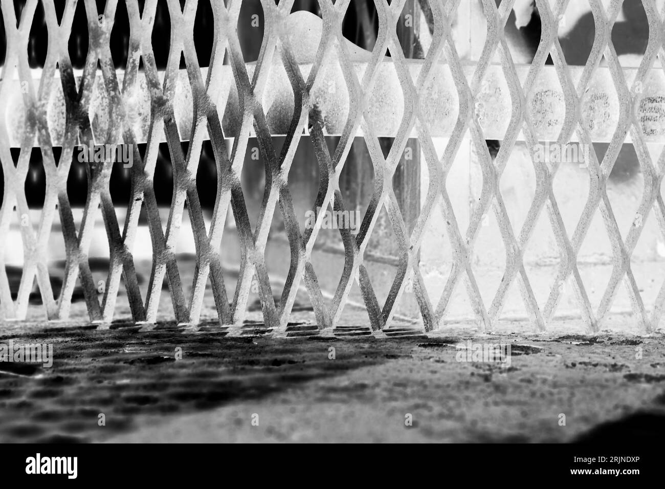 Chain link fence detail Black and White Stock Photos & Images - Alamy