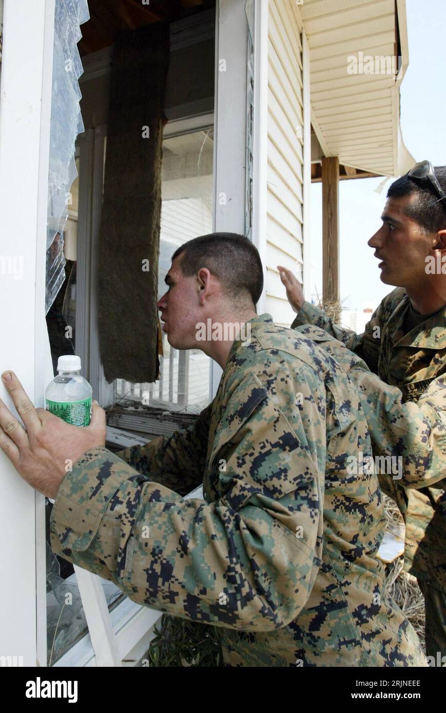 Bildnummer 50920385 Datum 11.09.2005 Copyright imago/Xinhua Soldat