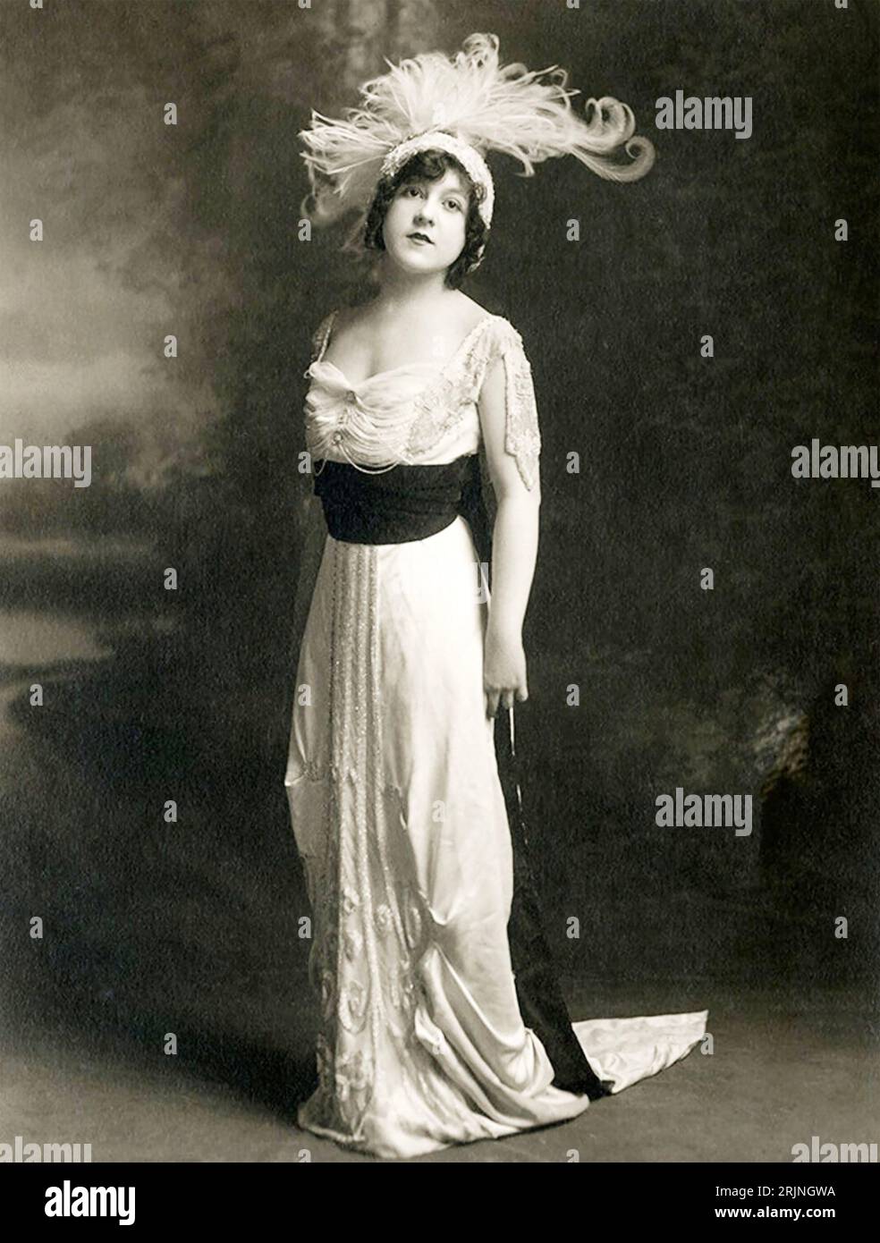 DOROTHY DALE (1883-1957) American film mactress Stock Photo