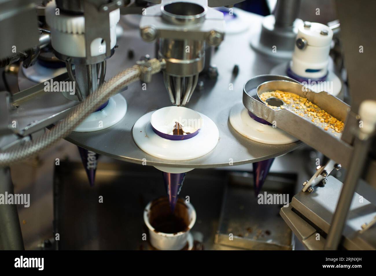 Forming windows hi-res stock photography and images - Alamy