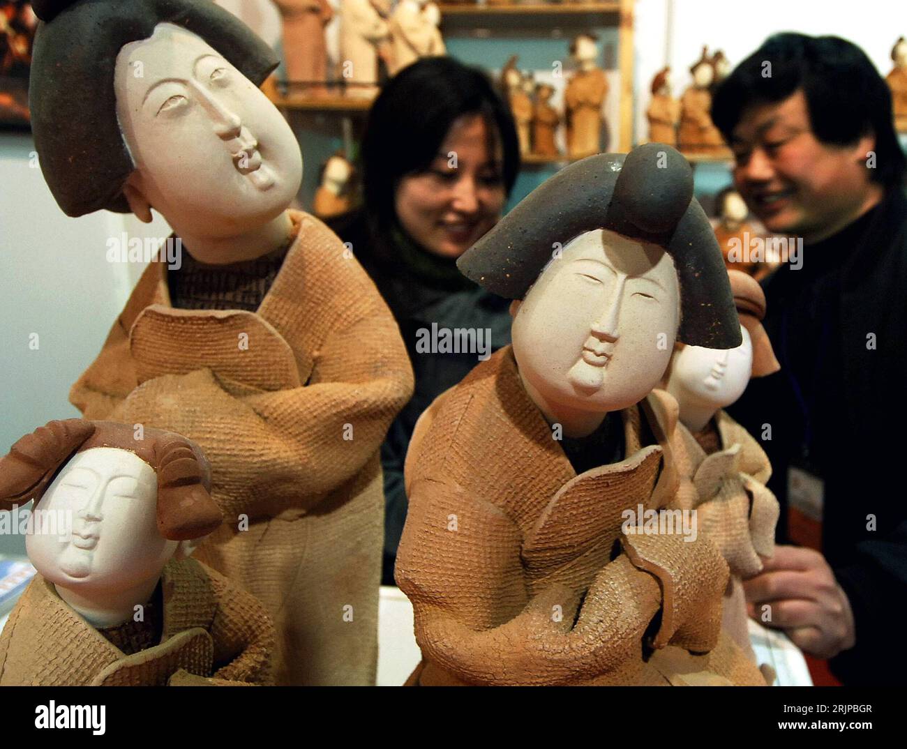 Keramik figur hi-res stock photography and images - Alamy