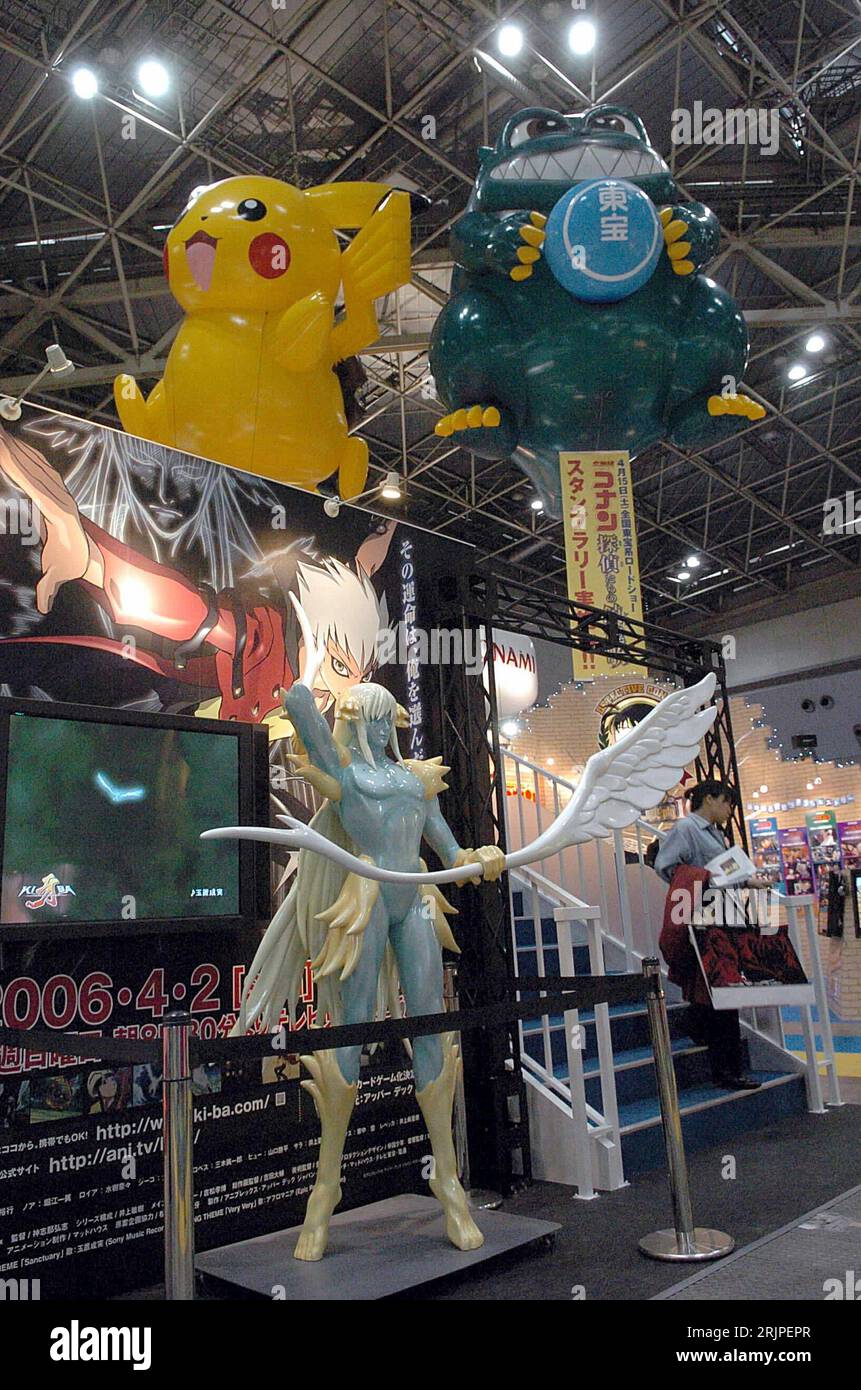 Bildnummer: 51168303  Datum: 24.03.2006  Copyright: imago/Xinhua Messestand auf der - International Anime Fair 2006 - in Tokio PUBLICATIONxNOTxINxCHN, , ,  , Objekte; 2006, Tokio, Internationales Animationsfestival, Animationsmesse, Animationskunst, Kunst, Messen, Cartoon, Cartoons, Zeichentrick, Zeichentrickfiguren, Zeichentrickfigur, Stand, Stände, Messestände, Figur, Figuren, Pokemon, Pokemons; , hoch, Kbdig, , New Economy, Wirtschaft, Japan,  ,/ Totale // Manga Stock Photo