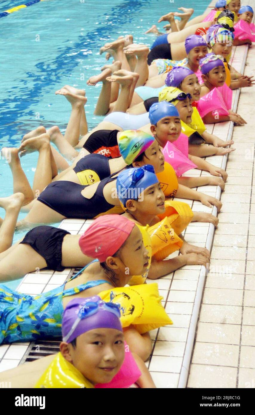 Schwimmunterricht Hi-res Stock Photography And Images - Alamy