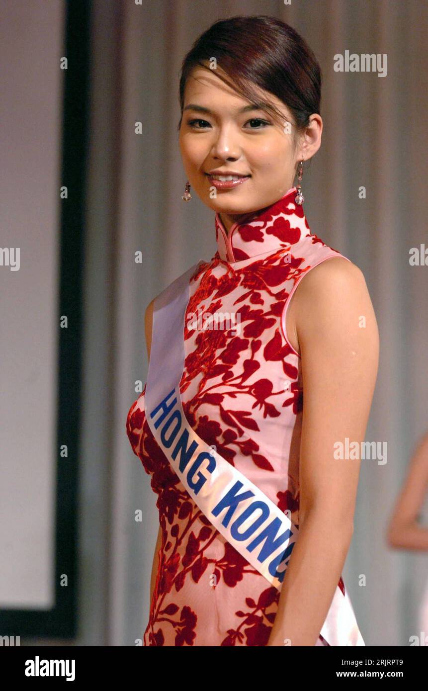 Miss Hong Kong Pageant 2006 winner Aimee Chan poses after