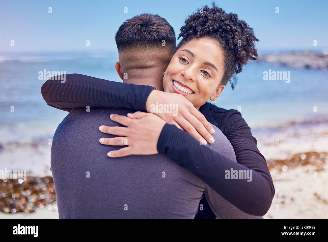 Couple hug fitness hi-res stock photography and images - Page 6 - Alamy