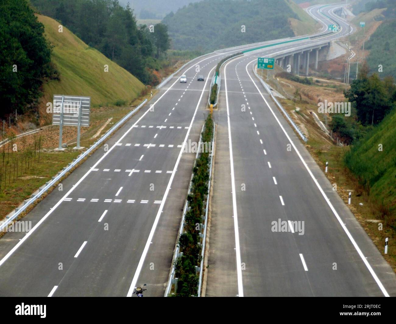 Leere autobahnen hires stock photography and images Alamy