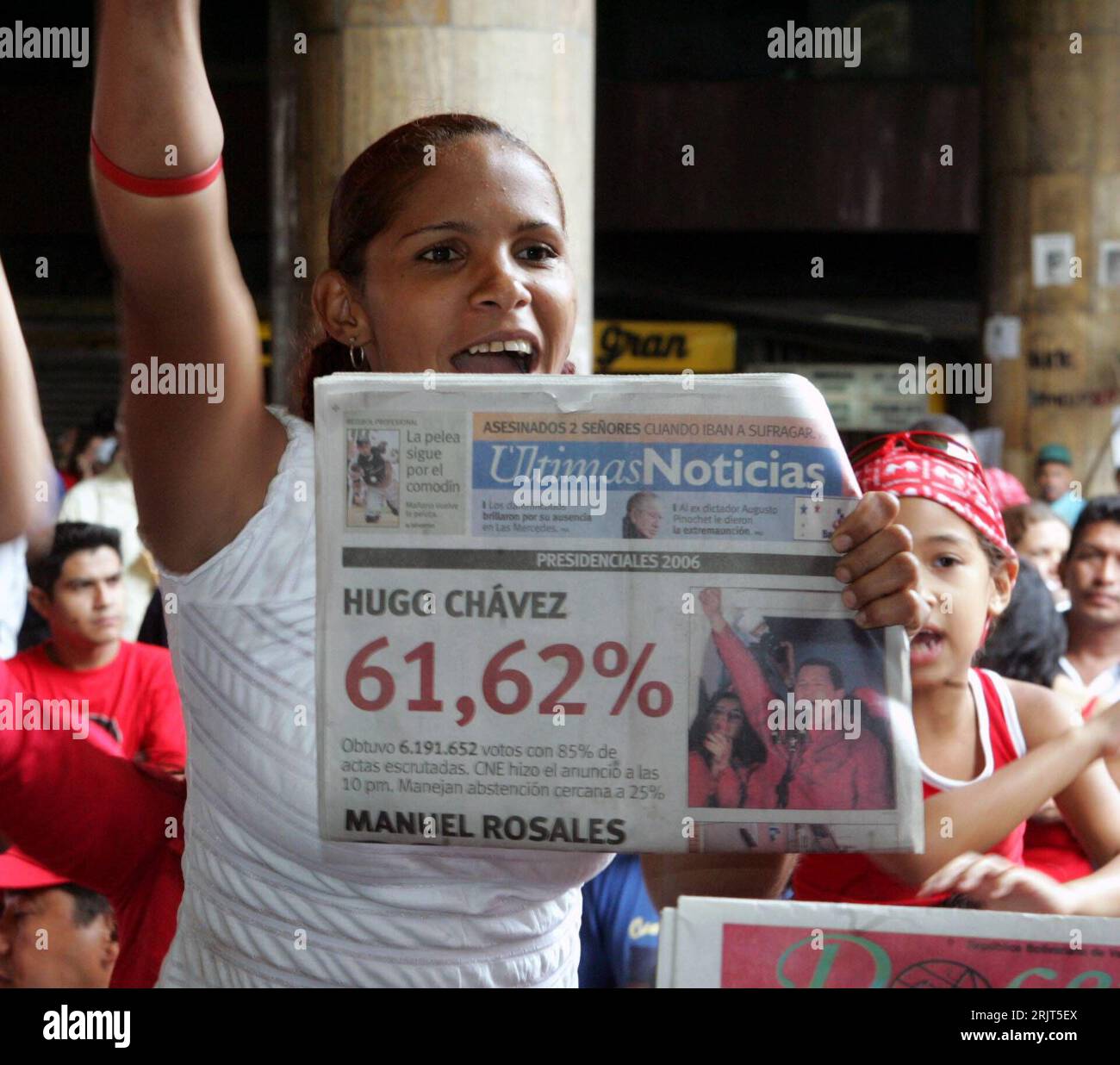 Xinhua noticias hi-res stock photography and images - Alamy, image size:1300x1236