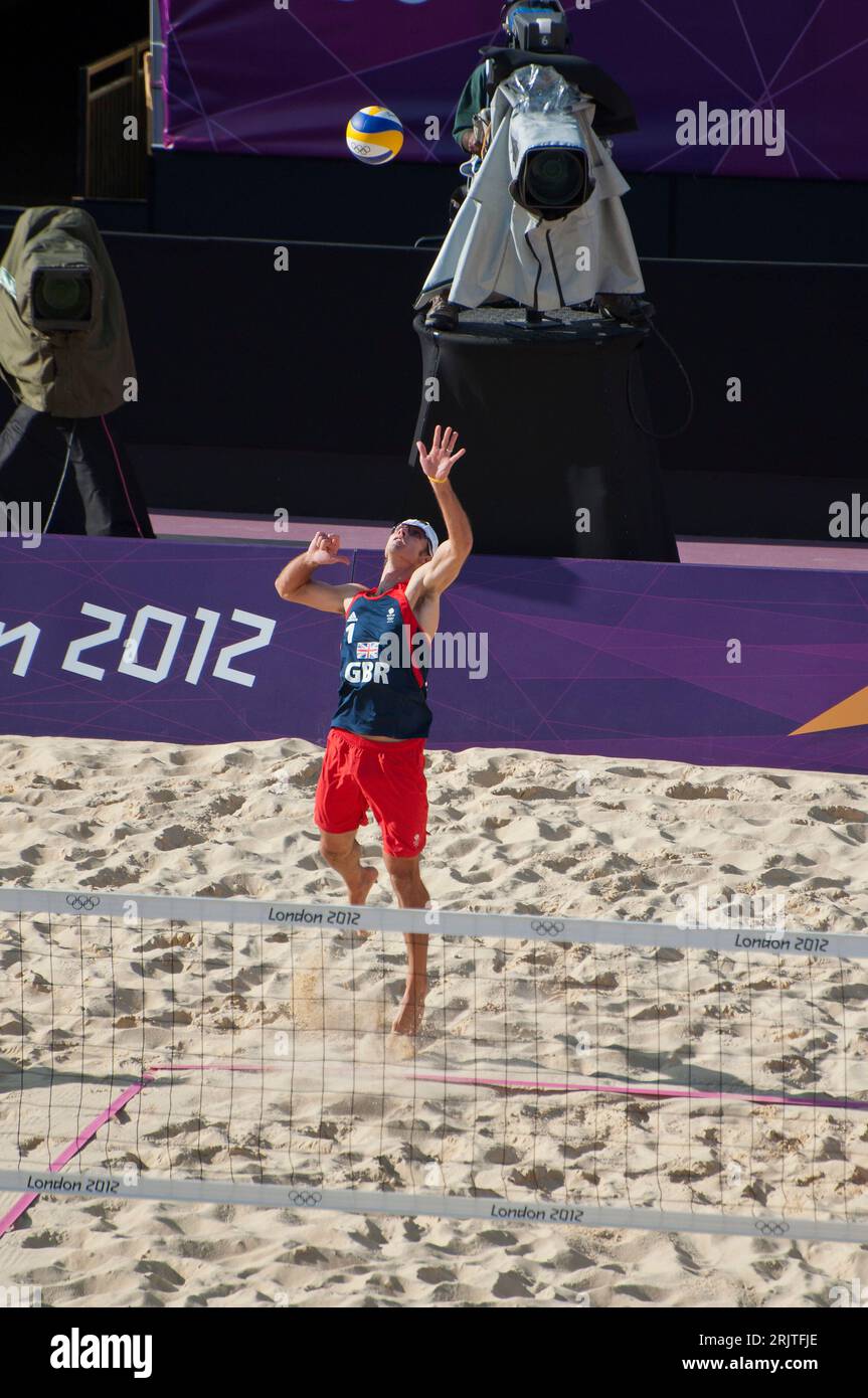 Men beach volleyball olympics hires stock photography and images Alamy