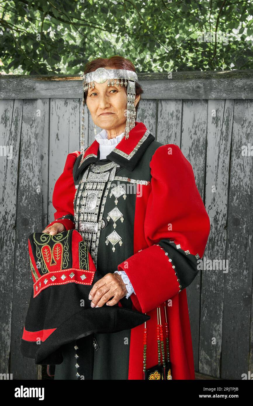 Kolomna, Russia, 12 June 2022. Celebration of the Day of Russia. Yakut elderly woman in national costume. An elderly Yakut woman demonstrating nationa Stock Photo