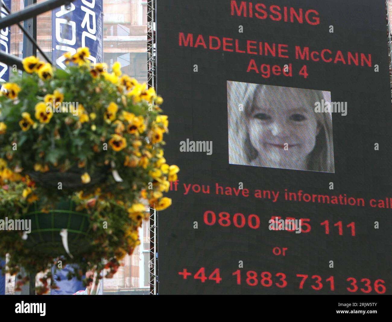 Vermisstenanzeige der entführten Madeleine McCann GBR in Glasgow PUBLICATIONxNOTxINxCHN Stock Photo