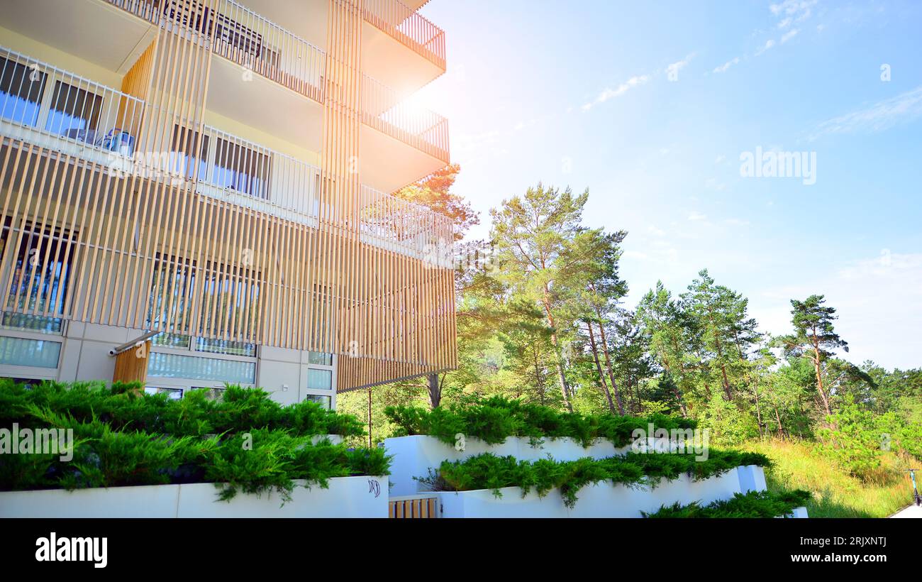 Oprah.com - Sustainable Living In A Vintage Apartment Building