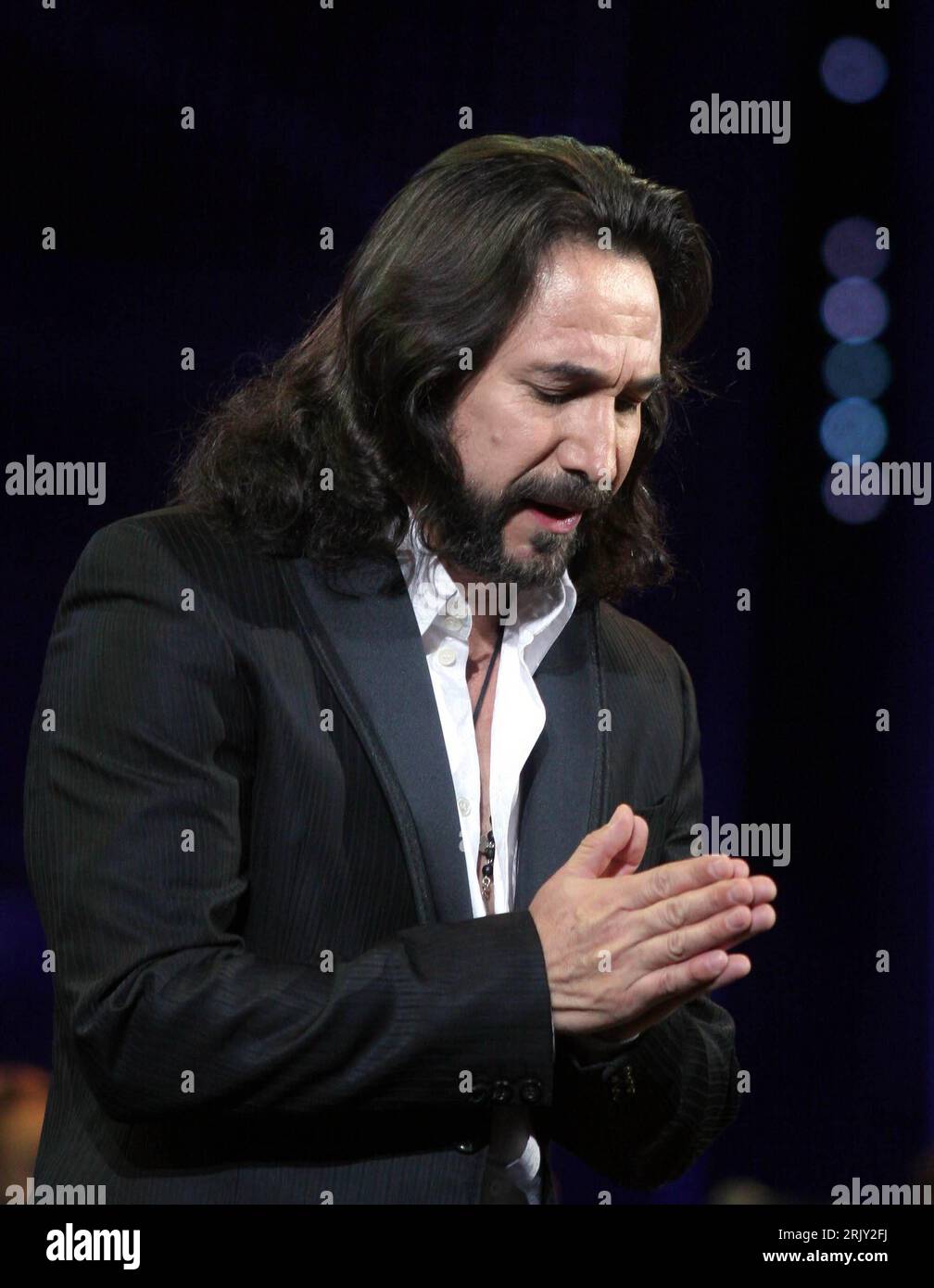 Marco antonio solis hi-res stock photography and images - Alamy