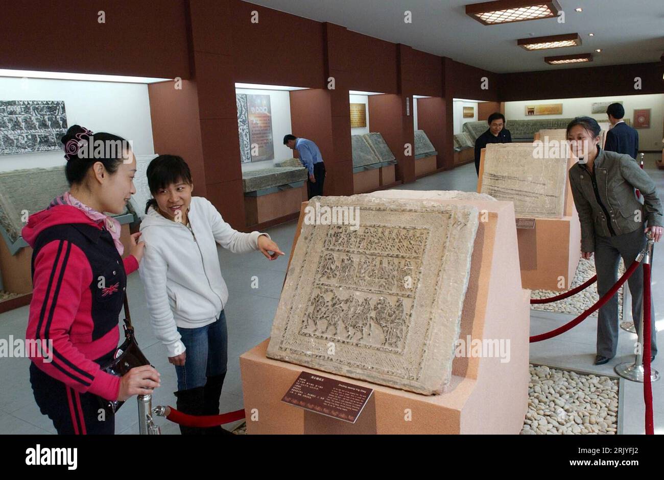 East han dynasty hi-res stock photography and images - Alamy