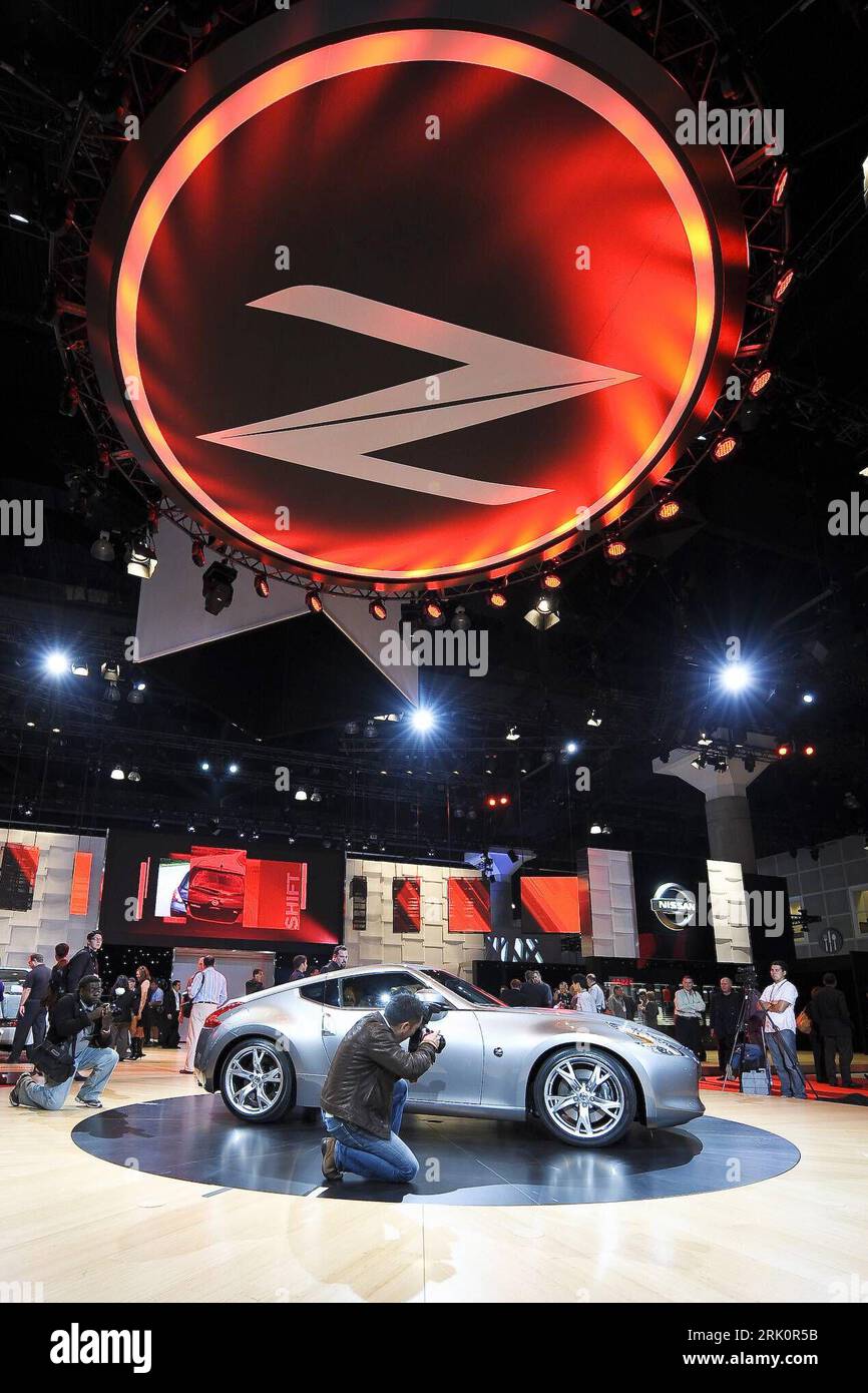 Nissan z car hi-res stock photography and images - Page 4 - Alamy