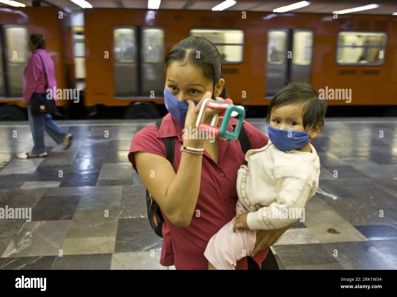 Eine mutter und ihre tochter hi-res stock photography and images - Alamy