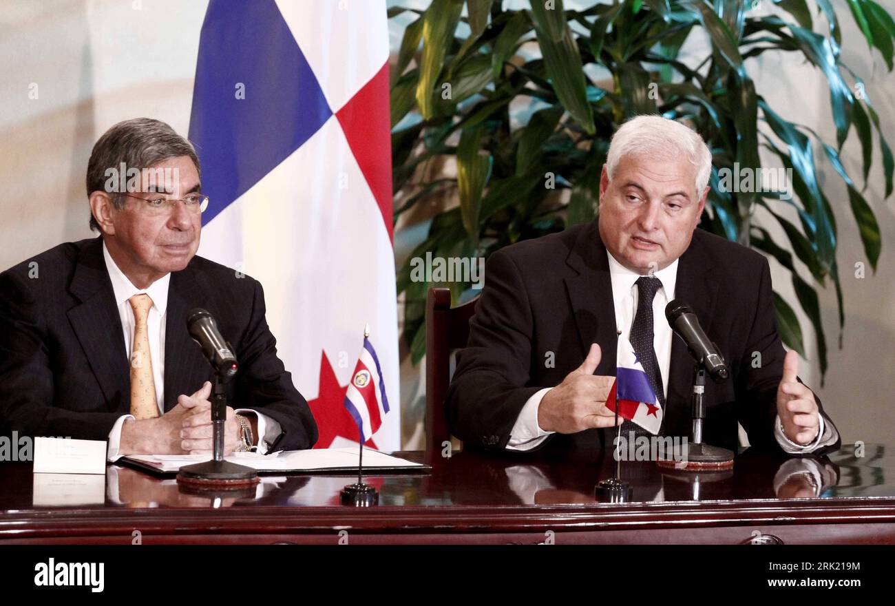Bildnummer: 53025436  Datum: 22.05.2009  Copyright: imago/Xinhua Präsident Oscar Arias (li., Costa Rica) und Präsident Ricardo Martinelli (Panama) anlässlich einer Pressekonferenz in San Jose PUBLICATIONxNOTxINxCHN , Personen; 2009, San Jose , Pressetermin ,   Politik,  premiumd ,; , quer, Kbdig, Gruppenbild, Randbild, People    Bildnummer 53025436 Date 22 05 2009 Copyright Imago XINHUA President Oscar Arias left Costa Rica and President Ricardo Martinelli Panama during a Press conference in San Jose PUBLICATIONxNOTxINxCHN People 2009 San Jose Press call politics premiumd horizontal Kbdig Grou Stock Photo