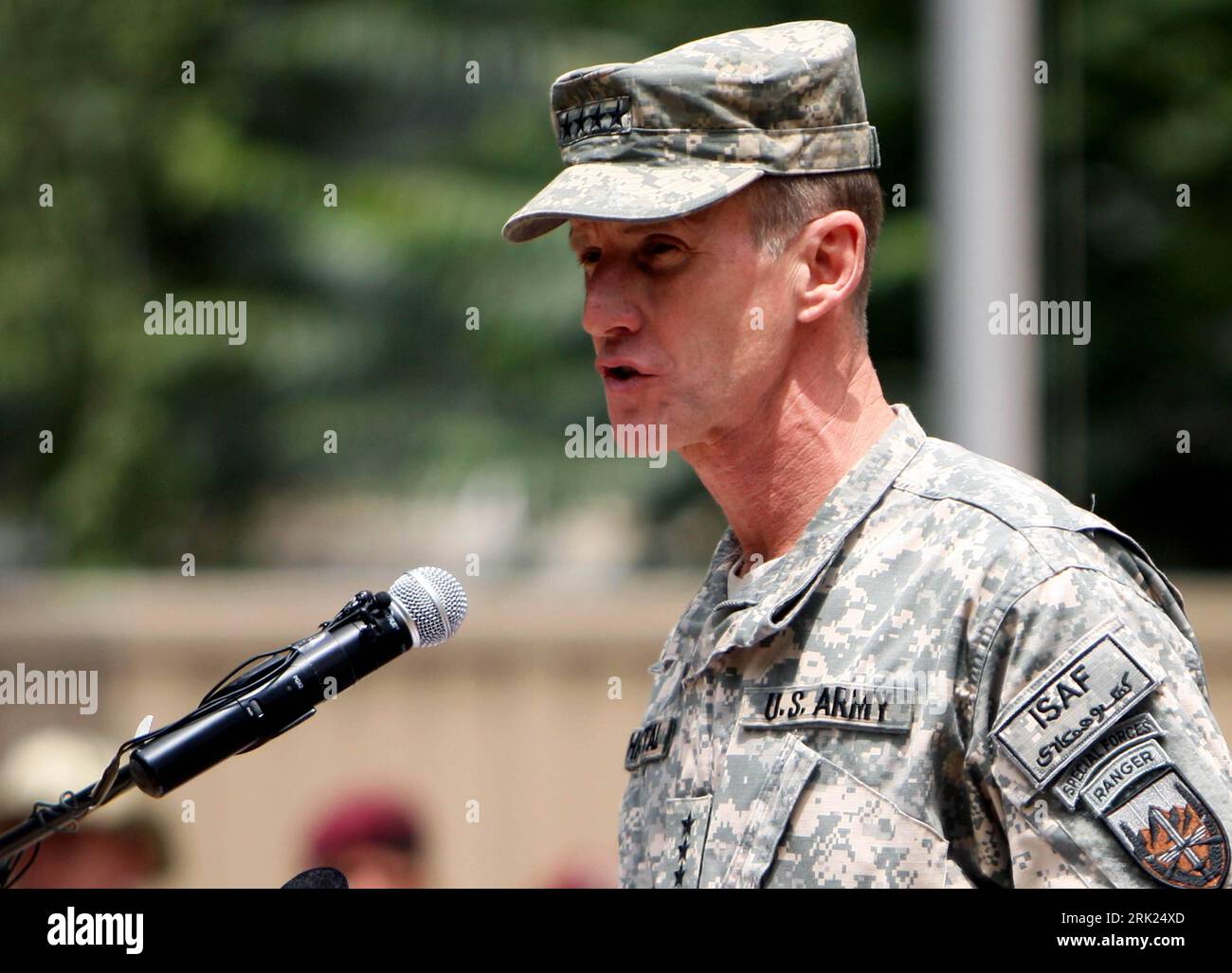 Security force assistance command hi-res stock photography and images ...