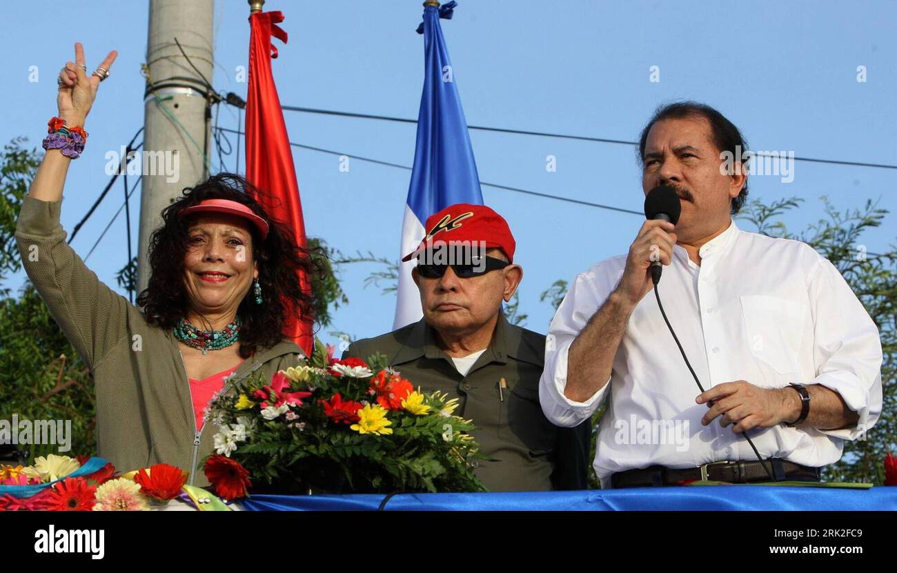 Bildnummer: 53178478  Datum: 04.07.2009  Copyright: imago/Xinhua (090705) -- MANAGUA, July 5, 2009 (Xinhua) -- Nicaraguan President Daniel Ortega attends the ceremony marking the 30th anniversary of the Sandinista Revolution in Managua, capital of Nicaragua, July 4, 2008 (Xinhua/Jairo Cajina) (yc) people Politik premiumd kbdig  xsp (090705) -- MANAGUA, Juli 5, 2009 (Xinhua) -- nicaraguanischen Präsident Daniel Ortega attends der Ehrung markierend der 30. Jubiläum of der Sandinista Revolution in Managua, Hauptstadt of Nicaragua, Juli 4, 2008.   quer   ie    Bildnummer 53178478 Date 04 07 2009 C Stock Photo