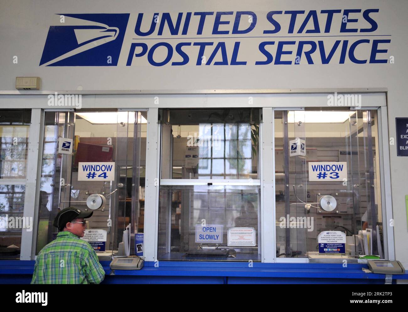 Cotactand hires stock photography and images Alamy