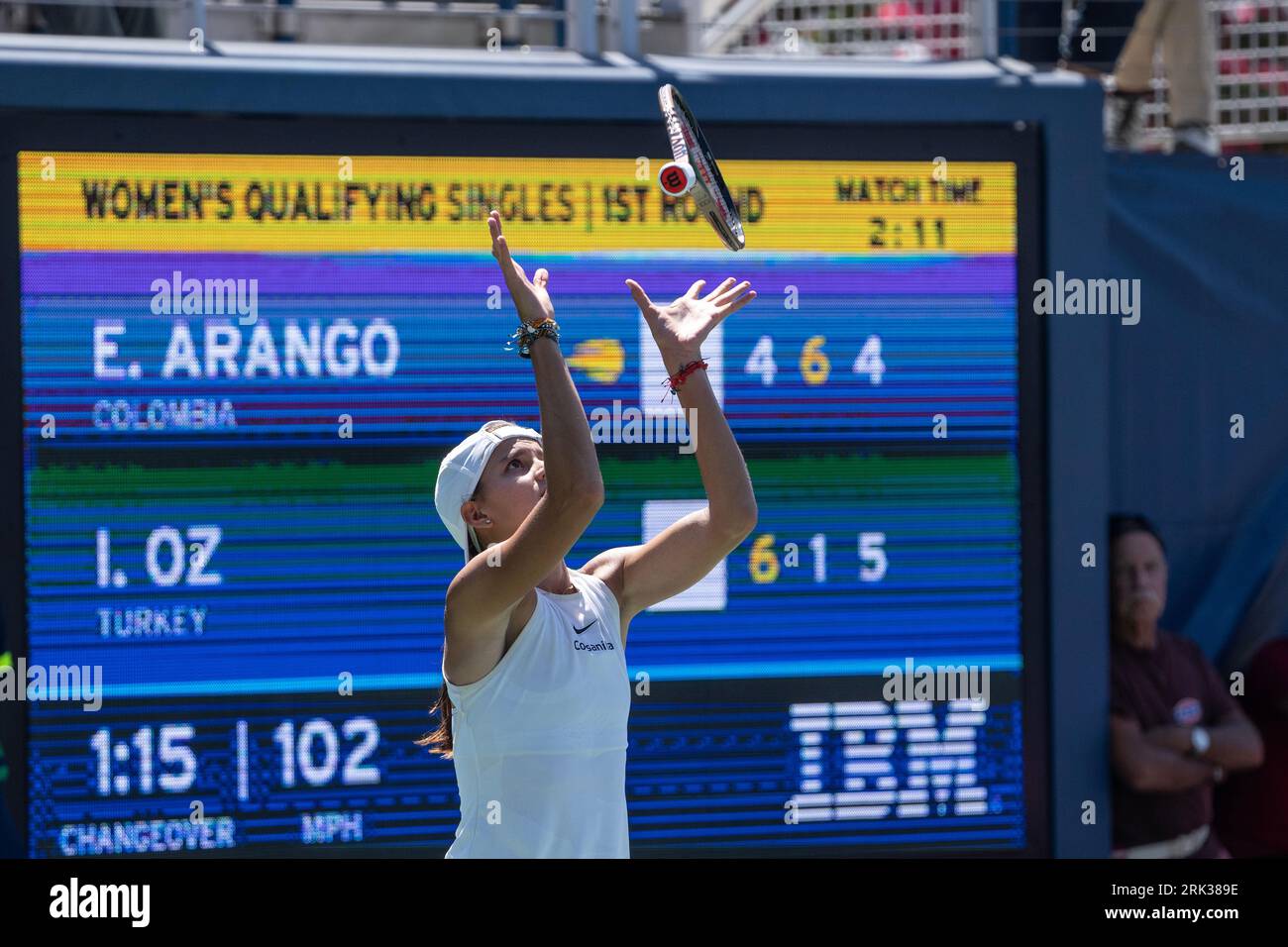 Emiliana Arango of Colombia reacts during 1st round match against Ipek