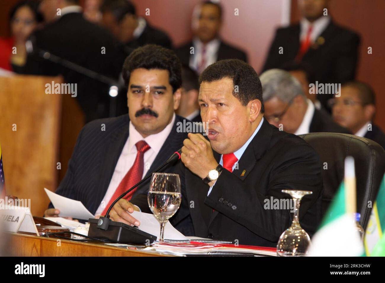 Bildnummer: 53438212  Datum: 26.09.2009  Copyright: imago/Xinhua (090926) -- MARGARITA, Sept. 26, 2009 (Xinhua) -- Venezuelan President Hugo Chavez speaks at the second Africa-South America (ASA) Summit in Margarita, Venezuela, Sept. 26, 2009. The two-day second summit of Africa-South America (ASA) opened on the Venezuelan resort island on Saturday with calls for concrete measures to accelerate the integration of the two regions. (Xinhua/Rosalia Barreto) (zhs) (CORRECTION)(3)VENEZUELA-MARGARITA-ASA SUMMIT PUBLICATIONxNOTxINxCHN People Politik ASA Südamerika Afrika Gipfel Treffen kbdig xmk 2009 Stock Photo
