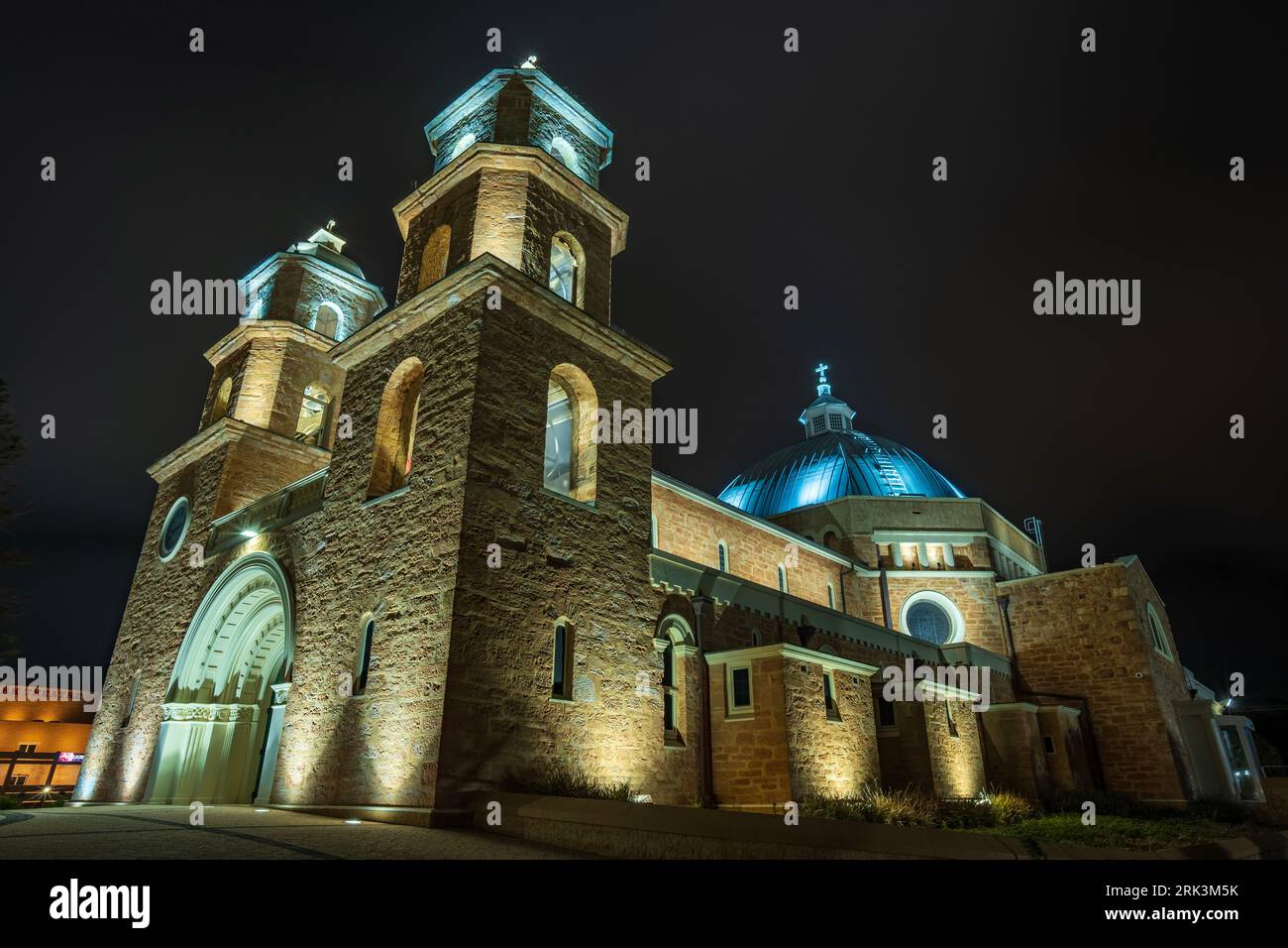 st-francis-xavier-cathedral-in-geraldton-stock-photo-alamy