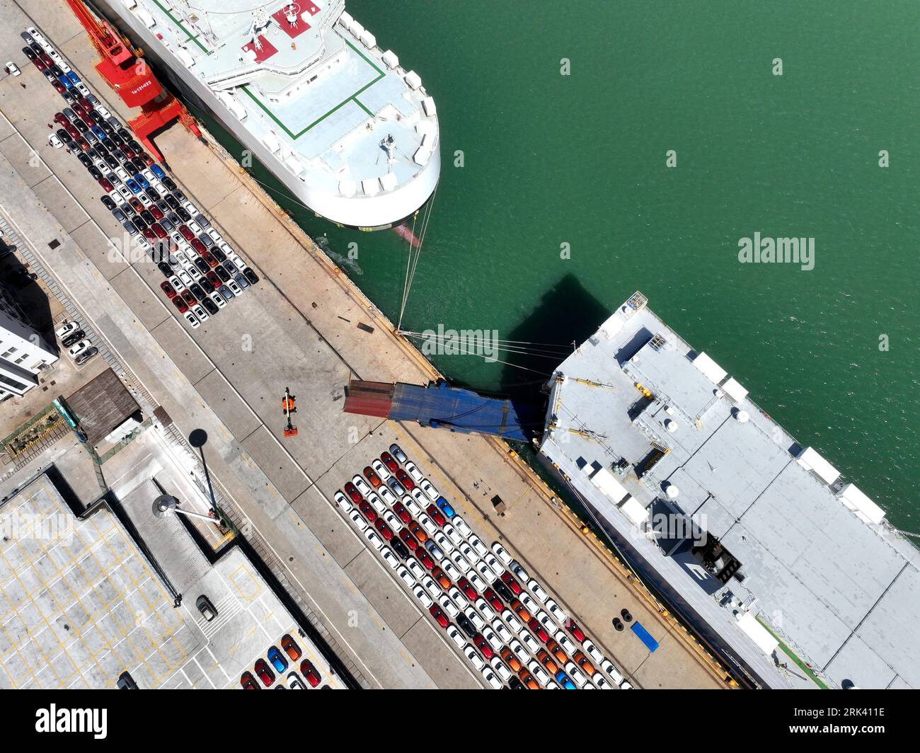 Aerial photos show ro-ro ships docking at Lianyungang Port to load ...