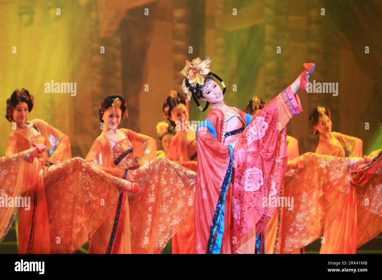 Cai cheng hi-res stock photography and images - Alamy
