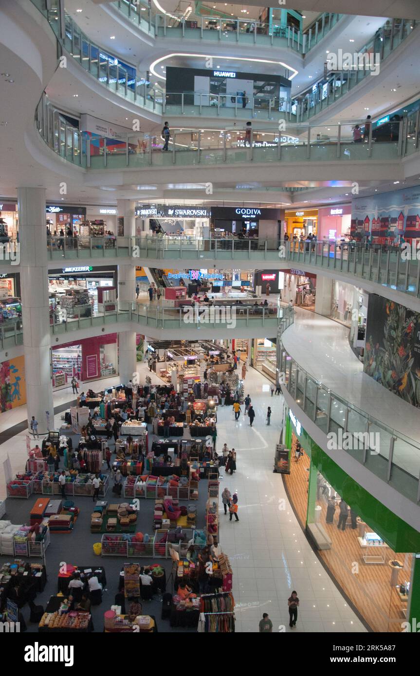 KL Sentral shopping mall in Kuala Lumpur, Malaysia Stock Photo