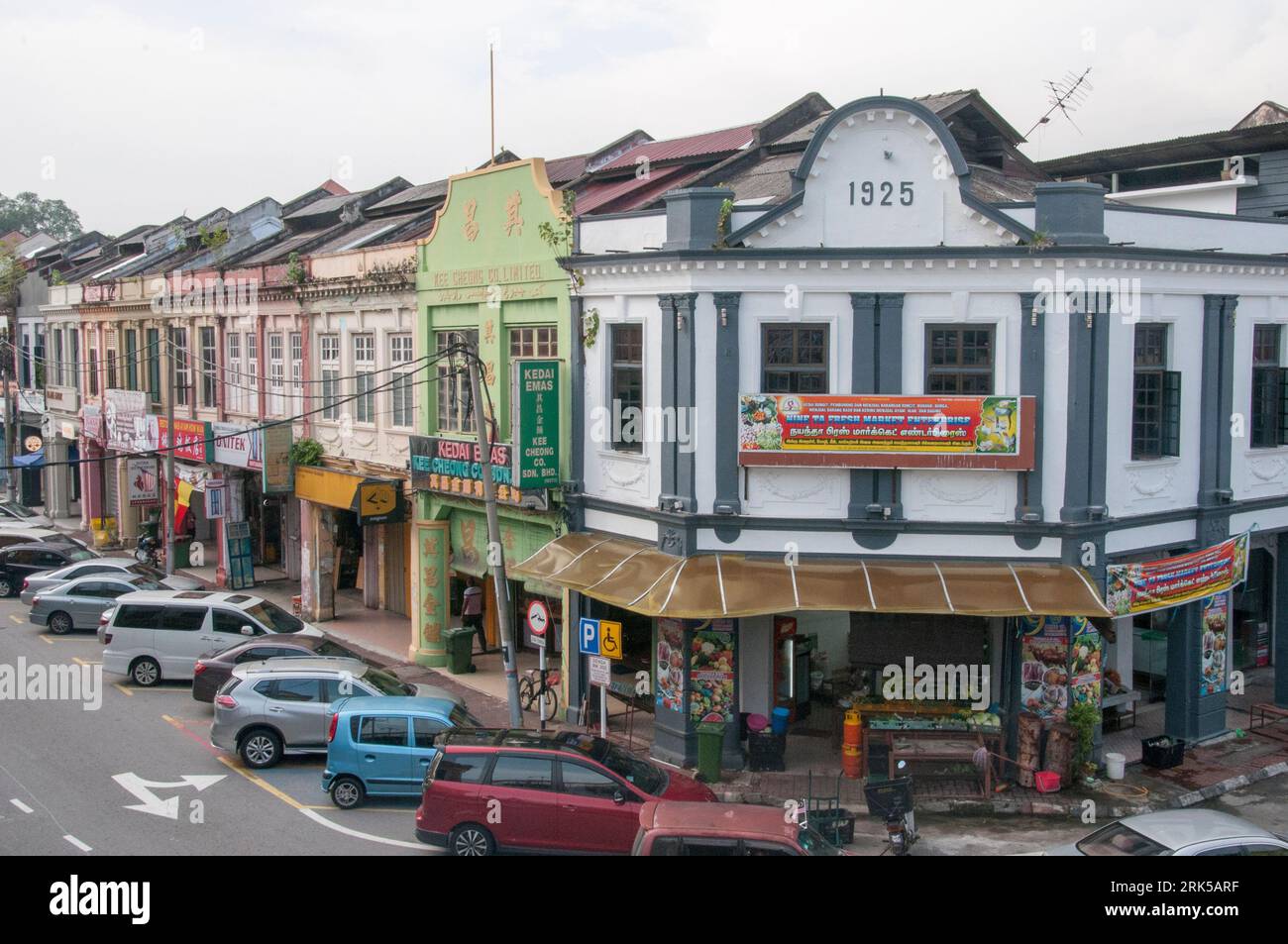 Colonial-era shophouses in Klang, Selangor, Malaysia Stock Photo