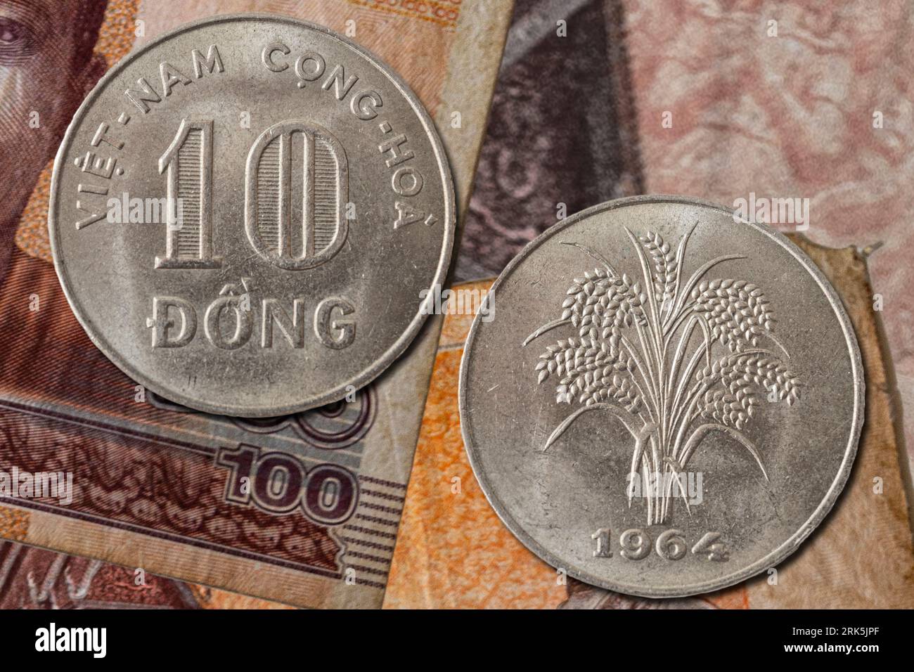 Vietnam coins hi-res stock photography and images - Alamy