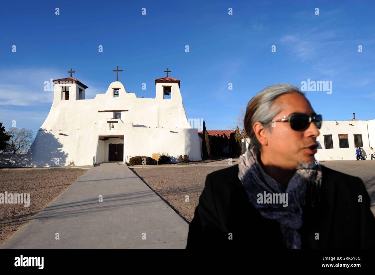 Pueblo isleta hires stock photography and images Alamy
